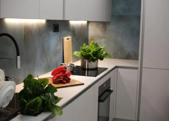 Mint Apartment Split