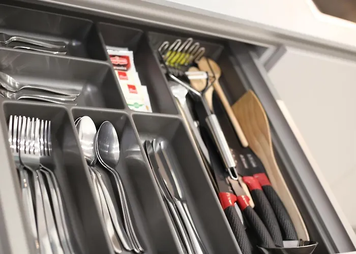 Mint Apartment Split